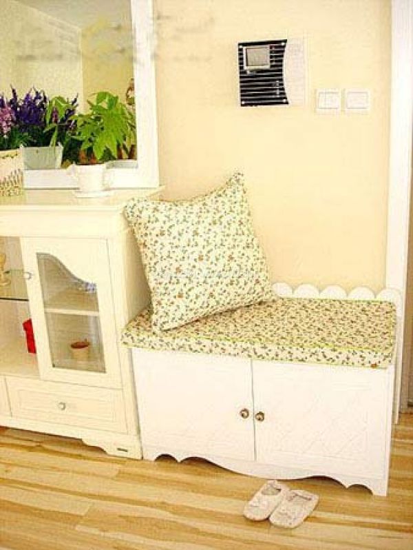 真省錢！簡約裝修打造大方玄關(guān)