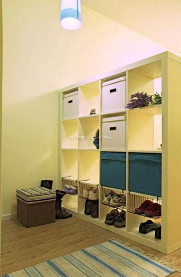 真省錢！簡約裝修打造大方玄關(guān)