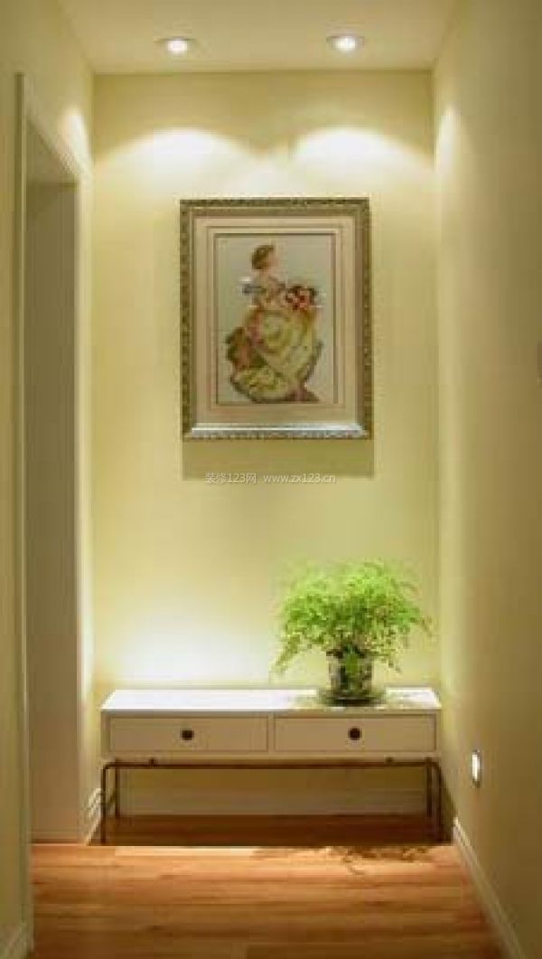 真省錢！簡約裝修打造大方玄關(guān)