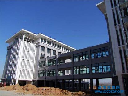 二級(jí)建筑工程總承包資質(zhì)轉(zhuǎn)讓涉及到的人員